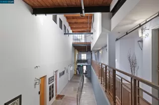 Photo #2: 41039859 Listing