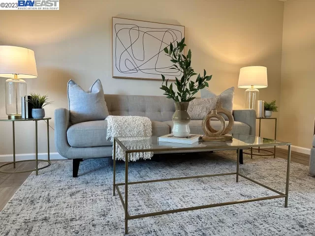 MLS: 41039894 Condo For Sale