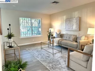 Photo #1: 41039894 Listing 