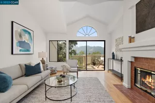 Photo #6: 41039938 Listing