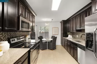 Photo #5: 41039970 Listing