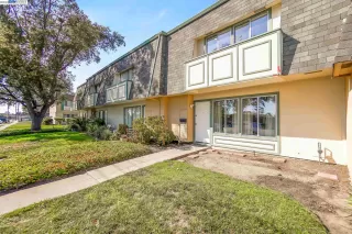 Photo #2: 41040023 Listing