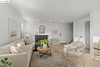 Photo #3: 41040024 Listing