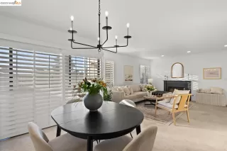 Photo #4: 41040024 Listing