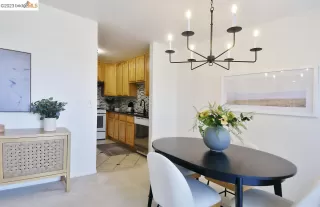 Photo #5: 41040024 Listing