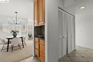 Photo #6: 41040024 Listing