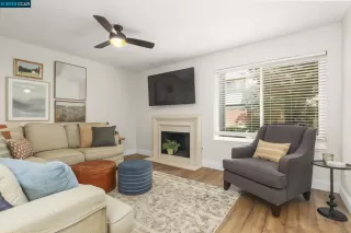 Photo #4: 41040031 Listing