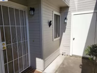 Photo #4: 41040118 Listing 