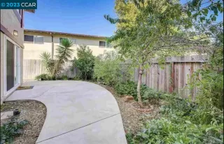 Photo #3: 41040139 Listing