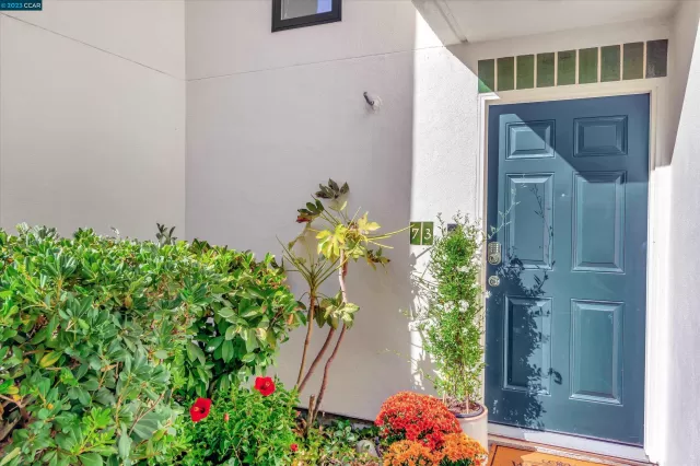 MLS: 41040150 Condo For Sale