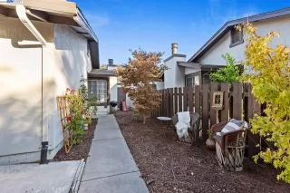 Photo #2: 41040152 Listing