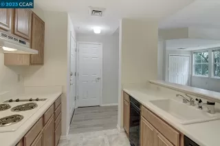 Photo #2: 41040174 Listing