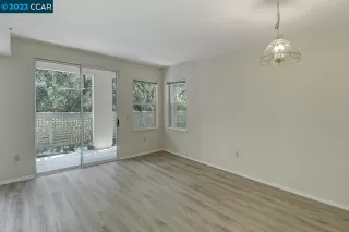 Photo #5: 41040174 Listing