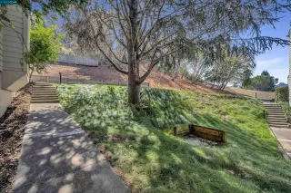 Photo #3: 41040193 Listing