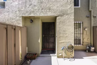 Photo #2: 41040237 Listing