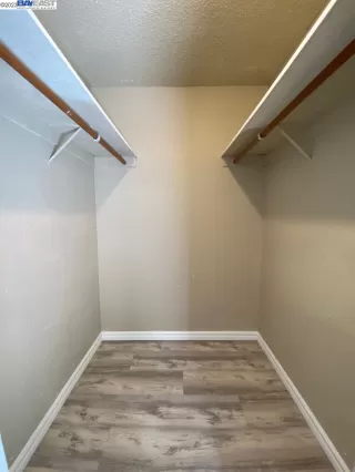 Photo #6: 41040249 Listing