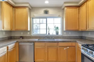 Photo #2: 41040313 Listing