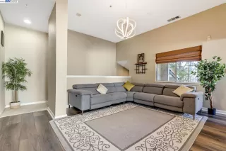 Photo #4: 41040313 Listing