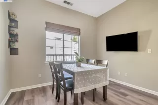 Photo #6: 41040313 Listing