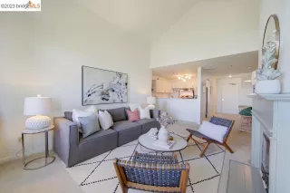 Photo #2: 41040330 Listing