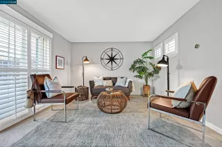 Photo #5: 41040356 Listing