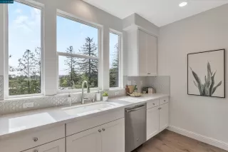 Photo #5: 41040360 Listing 