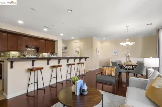 Photo #5: 41040366 Listing 