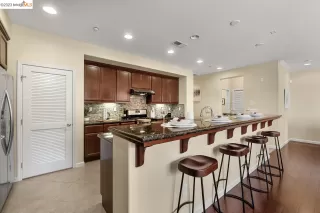 Photo #6: 41040366 Listing 