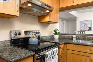 Photo #5: 41040394 Listing