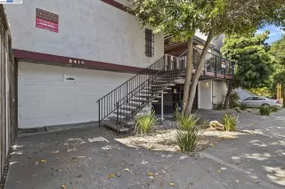 Photo #2: 41040401 Listing