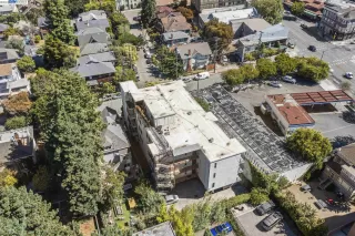 Photo #3: 41040401 Listing