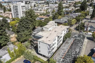 Photo #4: 41040401 Listing