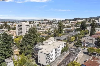 Photo #5: 41040401 Listing