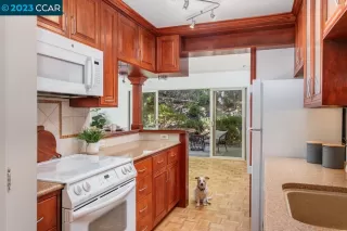 Photo #4: 41040431 Listing