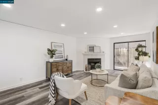 Photo #5: 41040439 Listing 