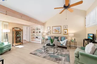 Photo #3: 41040459 Listing