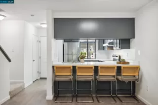 Photo #2: 41040465 Listing