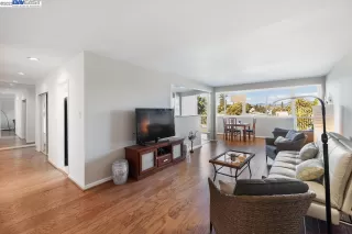 Photo #1: 41040516 Listing