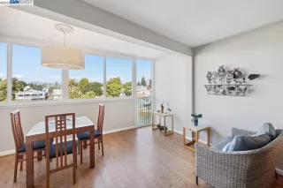 Photo #2: 41040516 Listing