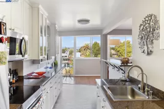 Photo #6: 41040516 Listing