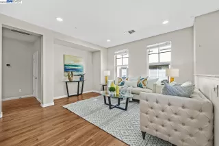 Photo #6: 41040527 Listing