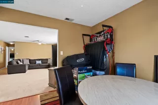 Photo #5: 41040608 Listing