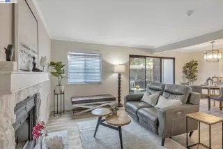 Photo #2: 41040633 Listing 