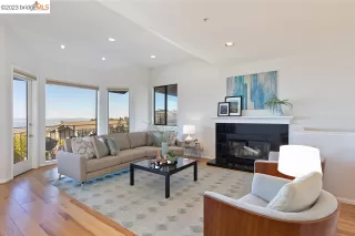 Photo #1: 41040637 Listing