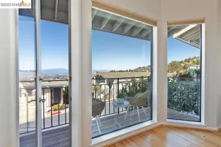 Photo #5: 41040637 Listing