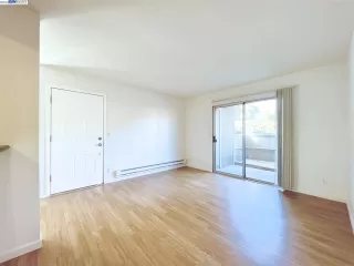 Photo #1: 41040639 Listing 