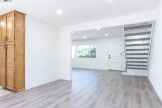 Photo #5: 41040664 Listing