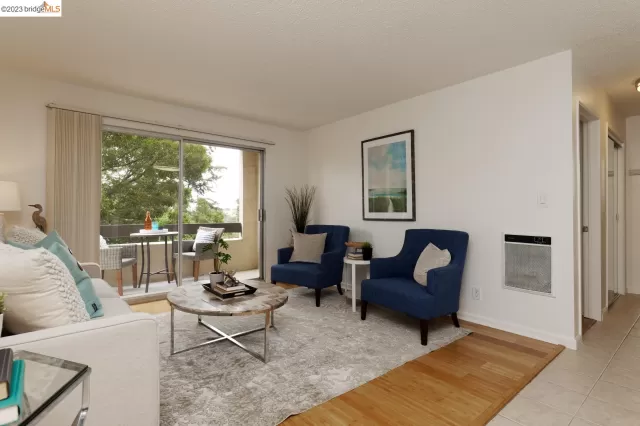 MLS: 41040699 Condo For Sale