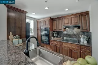 Photo #5: 41040738 Listing