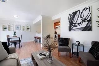 Photo #3: 41040783 Listing